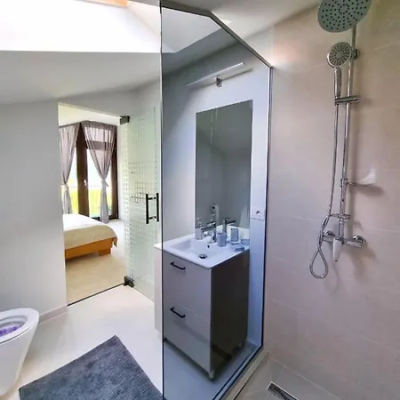 Casa Yla Villa *